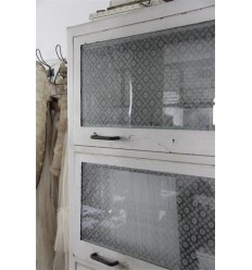Organzastoff mit floralem Muster creme