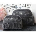 Chic Antique Kosmetiktasche mit Stickerei